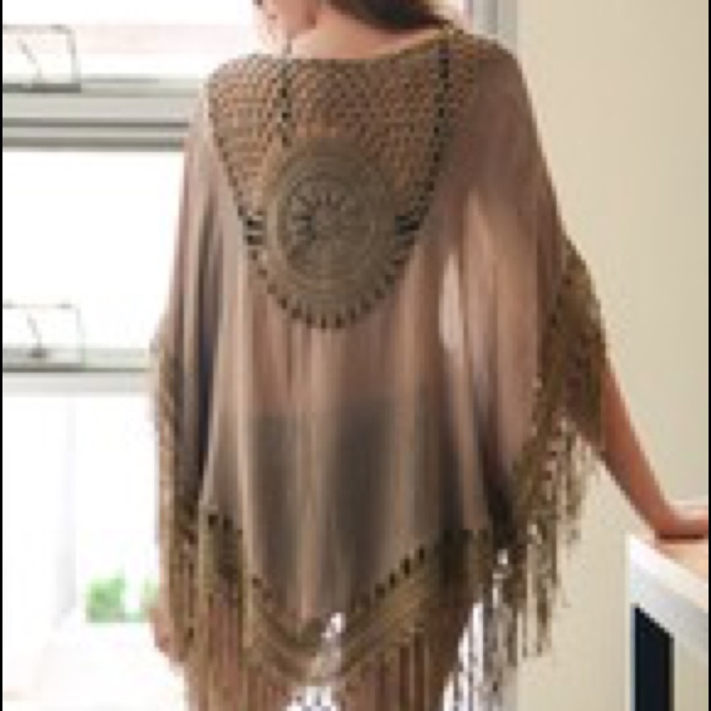 NWT CROCHET KIMONO - Picture 2 of 2